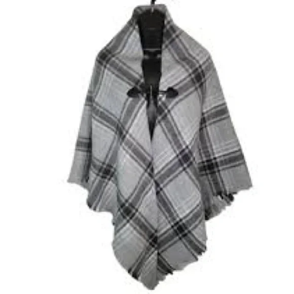 Max Studio Gray and Black Checkered Poncho Cape Shawl One Size - Picture 9 of 10